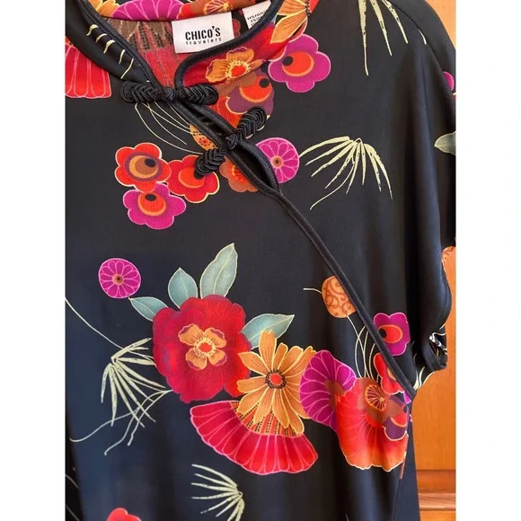 Chico's Travelers Mandarin Wrap Top Floral Asian Print Size 3 (XL) - Picture 10 of 12
